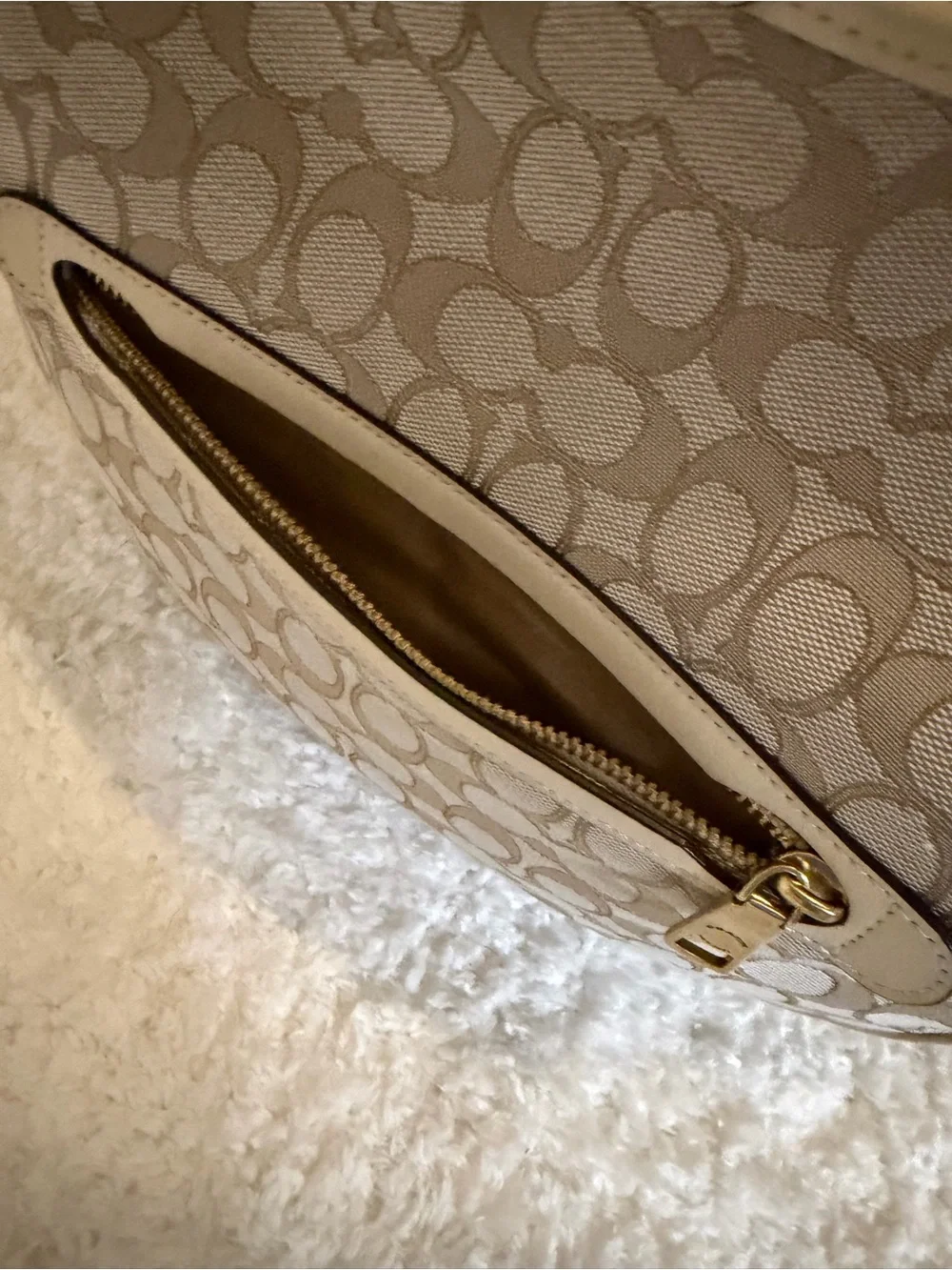 Coach Signature Canvas Hobo in Khaki and Chalk Trim